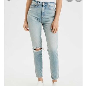 American Eagle Mom Jean